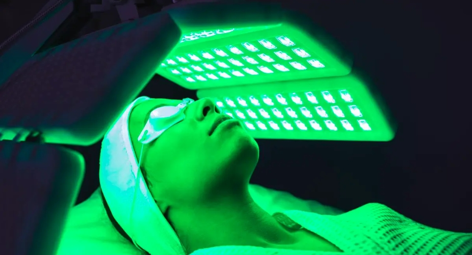 therapy-lighting (2).webp